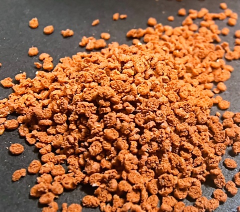 Granulki dla ryb akwariowych Wolno tonący pokarm dla pielęgnic wygodnySłoik