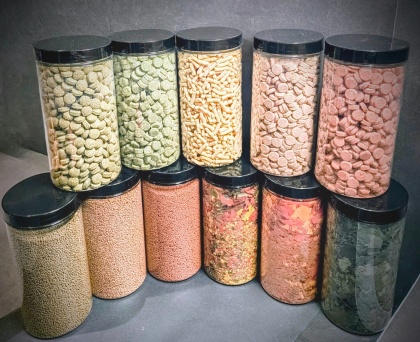 Kompletny zestaw XXL pokarmów PREMIUM dla ryb akwariowych 10w1