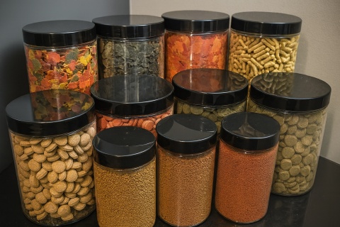 Pokarm dla ryb akwariowych Kompletny zestaw startowy11w1